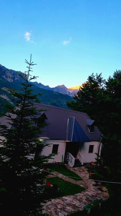 Bujtina Te Grima Ξενοδοχείο Theth Εξωτερικό φωτογραφία